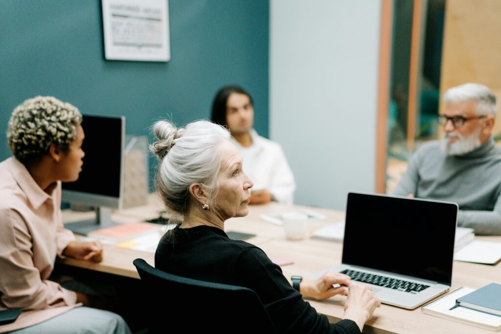 Third-Party Debt Collection vs In-House: Cost Comparison